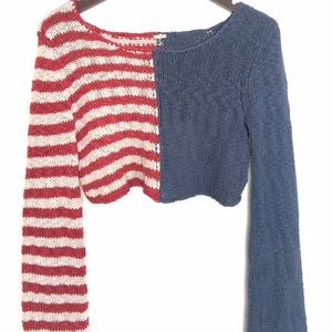 A 4th of July of the shoulder crop top